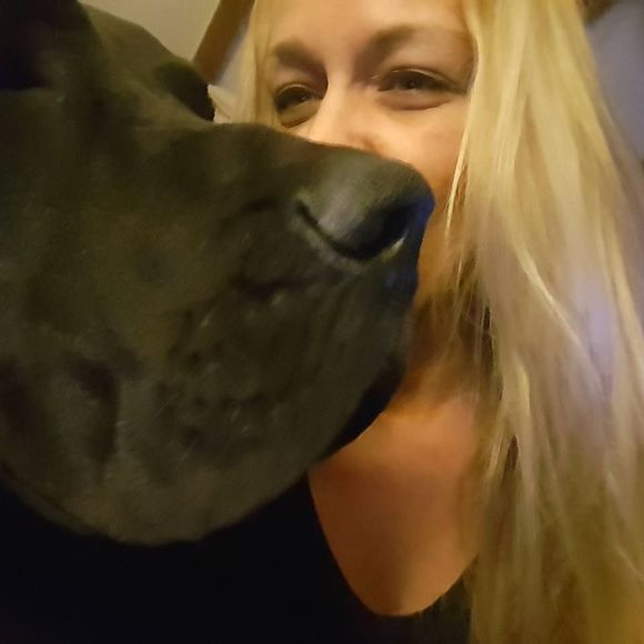 Meet your Posher, Kathy - Picture 1 of 1